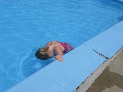 Swimming Swimming
