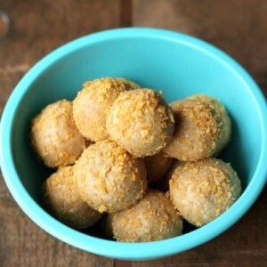 Old Fashioned Peanut Butter Balls