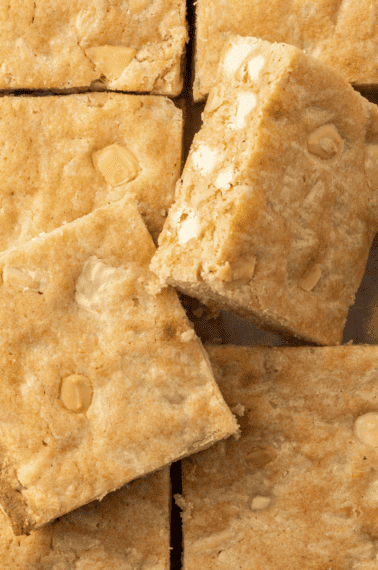 Blonde brownies.
