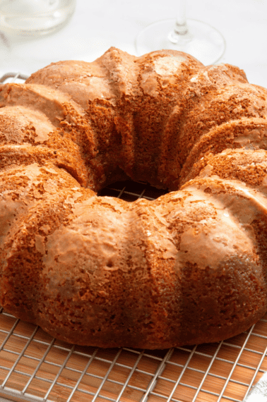 Crack cake on a wire rack.